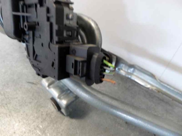 3B1955113C Motor limpiaparabrisas  en stock Granada