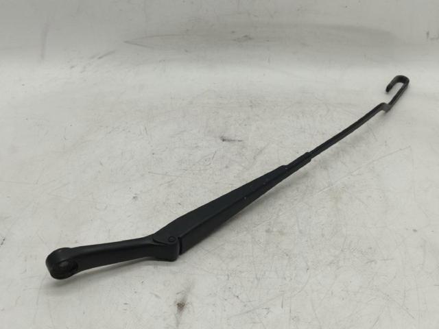 VAG 3B1955409 Brazo del limpiaparabrisas  en stock Salamanca
