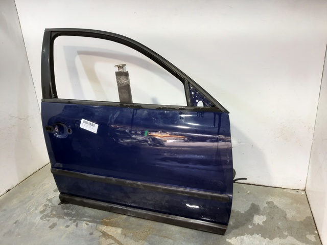 VAG 3B4831052BE Puerta delantera derecha  en stock Salamanca
