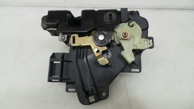 VAG 3B4839015 Cerradura de puerta trasera izquierda  en stock Valencia