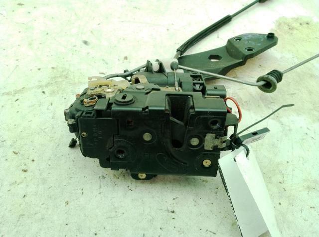 3B4839015 Cerradura de puerta trasera izquierda  en stock Castellón
