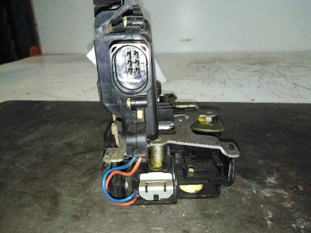 VAG 3B4839015 Cerradura de puerta trasera izquierda comprar Tarragona