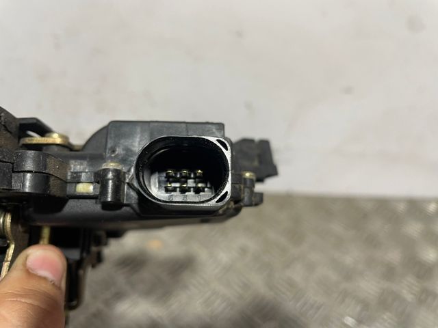 VAG 3B4839015 Cerradura de puerta trasera izquierda  comprar en Albacete