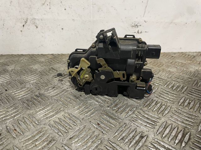 VAG 3B4839015 Cerradura de puerta trasera izquierda comprar Tarragona