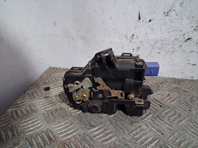 VAG 3B4839015AG Cerradura de puerta trasera izquierda  comprar en Ponferrada