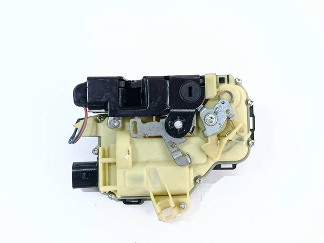 3B4839015AL Cerradura de puerta trasera izquierda  en stock Sabadell
