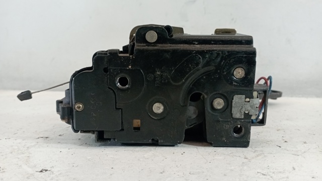 VAG 3B4839016 Cerradura de la puerta trasera derecha  en stock Salamanca