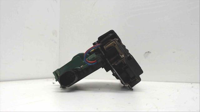 3B4839016 VAG Cerradura de la puerta trasera derecha  comprar en Lleida