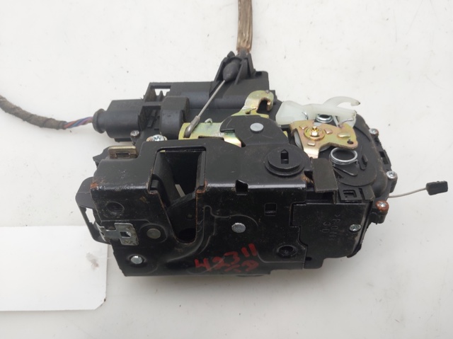 VAG 3B4839016 Cerradura de la puerta trasera derecha  comprar en Ponferrada