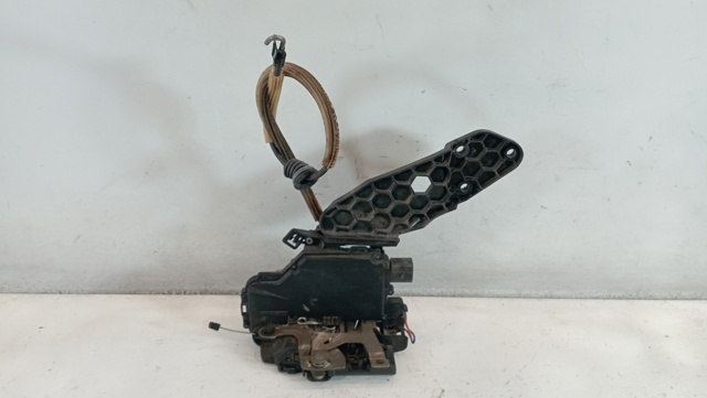 VAG 3B4839016 Cerradura de la puerta trasera derecha  comprar en Ponferrada