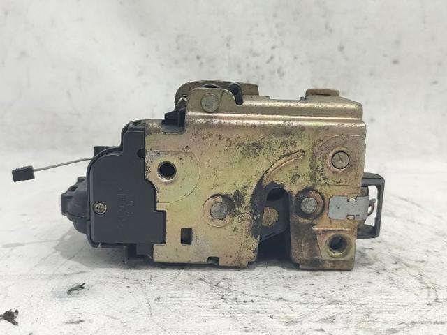 VAG 3B4839016A Cerradura de la puerta trasera derecha  en stock Terrassa