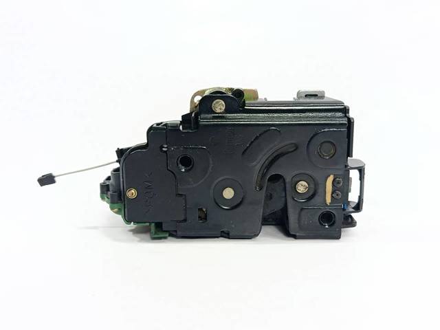 3B4839016AG VAG Cerradura de la puerta trasera derecha  en stock Huelva