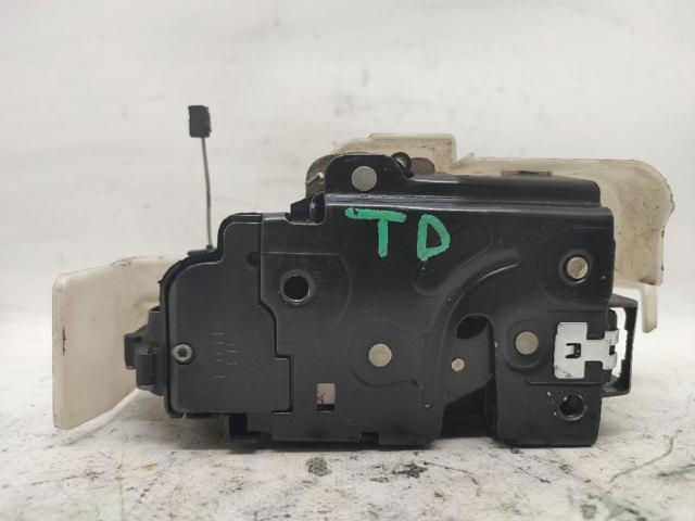 VAG 3B4839016AN Cerradura de la puerta trasera derecha  en stock Terrassa
