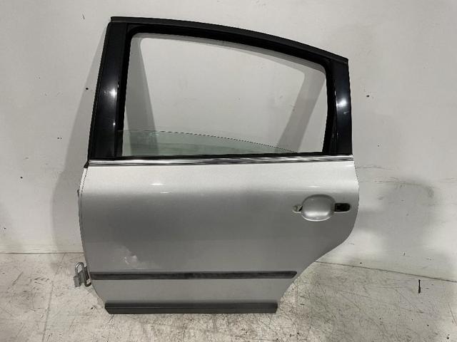 3B5833051AB Puerta trasera izquierda  comprar en Reus
