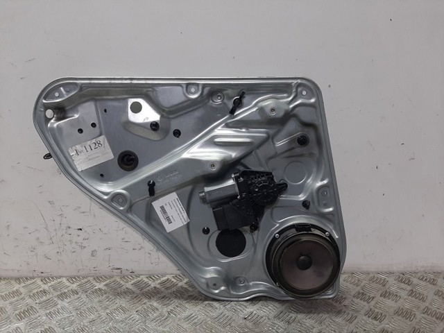 3B5839755C VAG Mecanismo de elevalunas de la puerta trasera izquierda  en stock Gandía