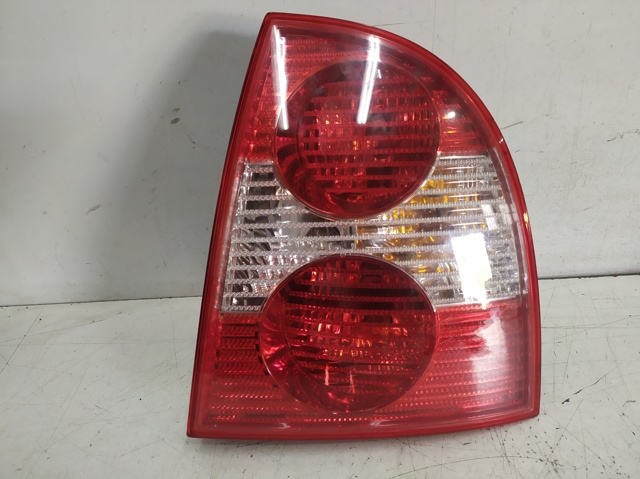 VAG 3B5945096AE Piloto trasero derecho comprar Pamplona