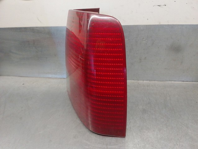 3B5945096G Piloto trasero derecho comprar Almería