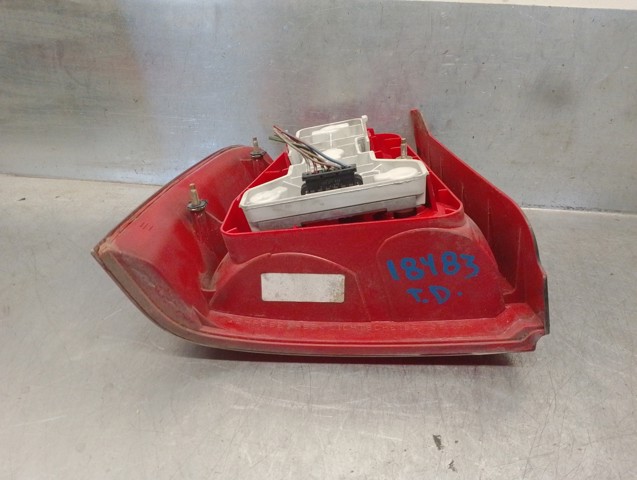 3B5945096G VAG Piloto trasero derecho comprar Bilbao