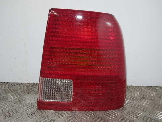 3B5945096G VAG Piloto trasero derecho comprar Alcalá