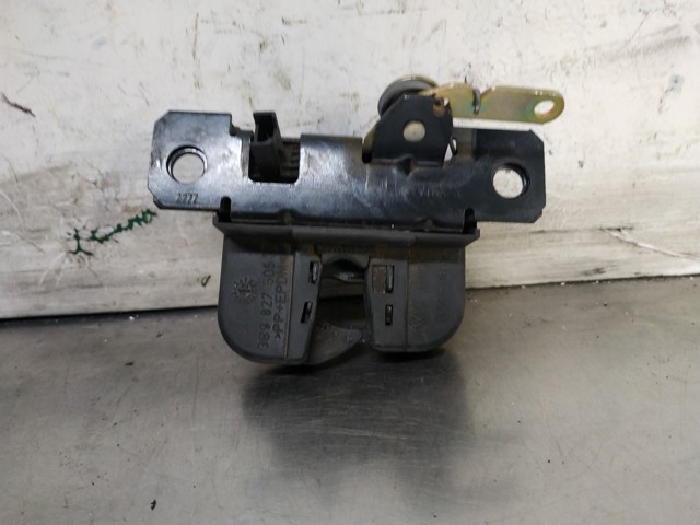 3B9827505 VAG Cerradura de tapa de maletero  comprar en Jaén