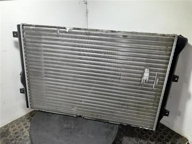 3C0121253AL Radiador de refrigeración del motor  comprar en Pontevedra