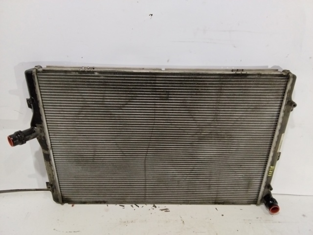VAG 3C0121253AR Radiador de refrigeración del motor  disponible España