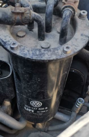 Caja, filtro de combustible Volkswagen Tiguan 1 5N1, 5N2