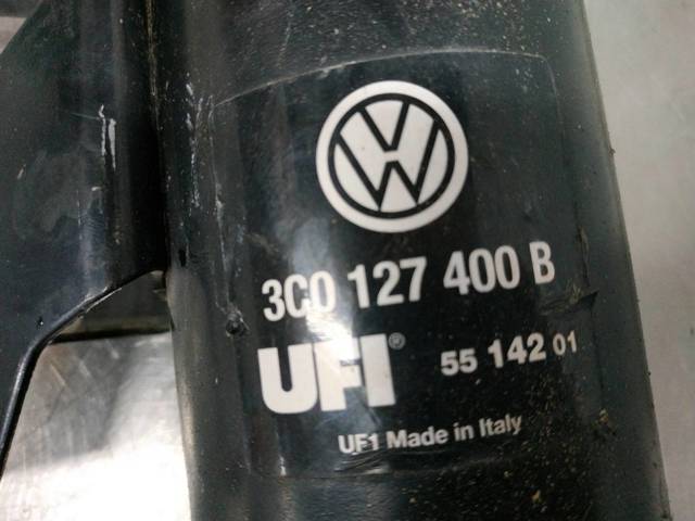 Caja, filtro de combustible Volkswagen Tiguan 1 5N1, 5N2