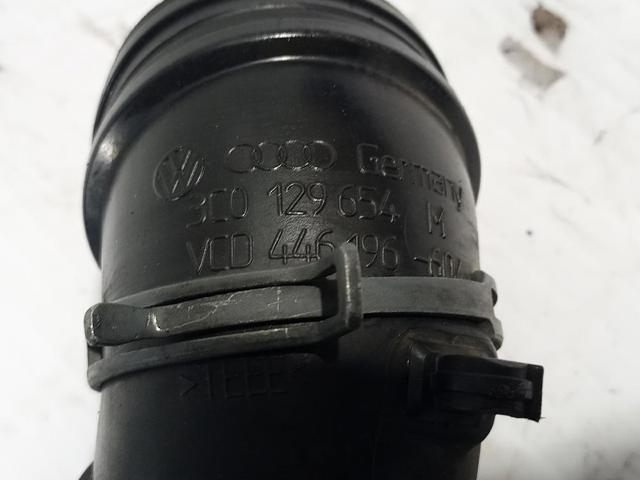 3C0129654M VAG Conducto de aire, salida del filtro de aire  comprar en Lleida