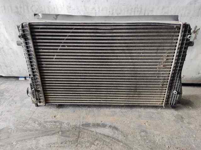 3C0145805P Radiador de aire de admisión  disponible Utrera