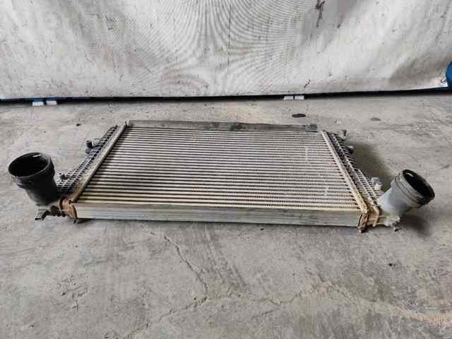 3C0145805P Radiador de aire de admisión  disponible Utrera