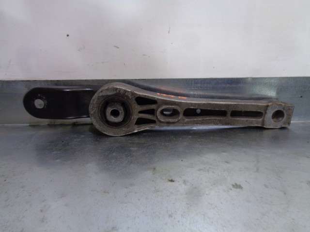 3C0199855J Soporte trasero del motor  disponible Málaga