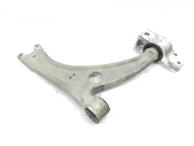 3C0407151E Brazo inferior izquierdo/derecho de suspensión delantera  disponible Utrera