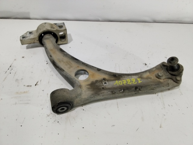 3C0407151E VAG Brazo inferior izquierdo/derecho de suspensión delantera  disponible Vigo
