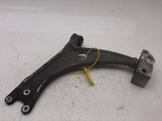 3C0407151G VAG Brazo inferior izquierdo/derecho de suspensión delantera  comprar en Oviedo