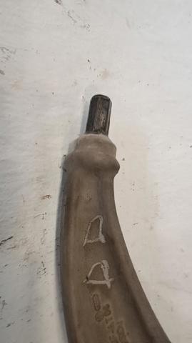 3C0407151G Brazo inferior izquierdo/derecho de suspensión delantera  comprar en Pontevedra