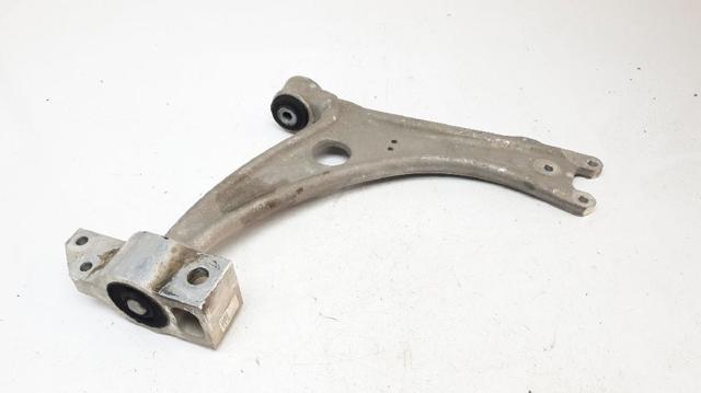 3C0407151H Brazo inferior izquierdo/derecho de suspensión delantera  disponible Málaga