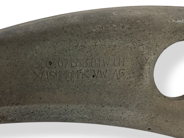 VAG 3C0407153B Brazo inferior izquierdo/derecho de suspensión delantera  en stock Terrassa