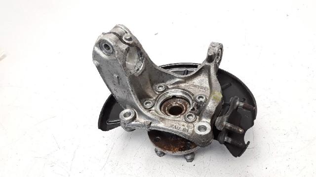 VAG 3C0407258F Mangueta delantera derecha  en stock Terrassa