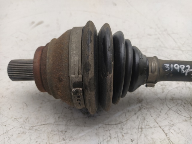 3C0407451FX Semieje delantero izquierdo  disponible Burgos