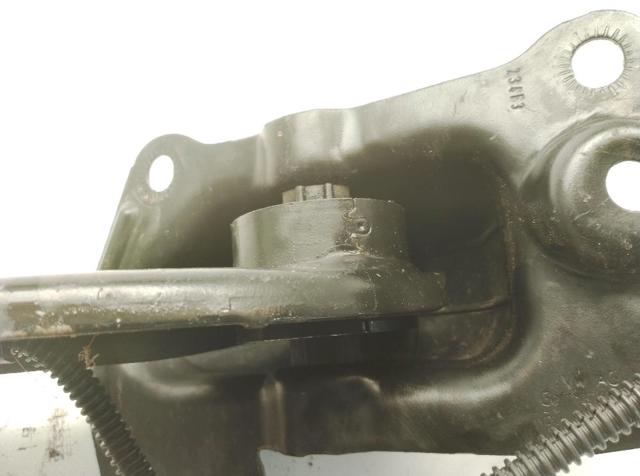 3C0505224F Brazo longitudinal inferior derecho de la suspensión trasera  disponible Málaga
