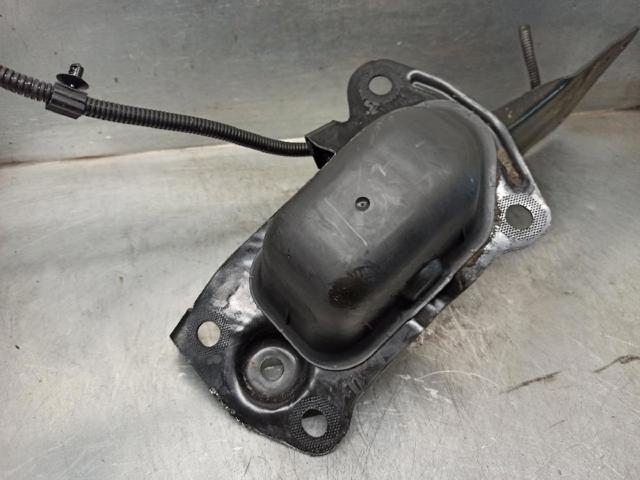 VAG 3C0505225B Barra oscilante, suspensión de ruedas, trasera izquierda  en stock Terrassa