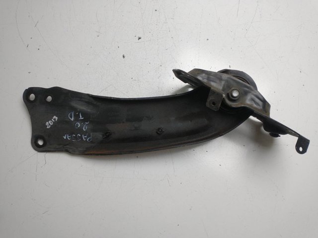 3C0505225B VAG Brazo longitudinal inferior izquierdo de la suspensión trasera  disponible Ourense