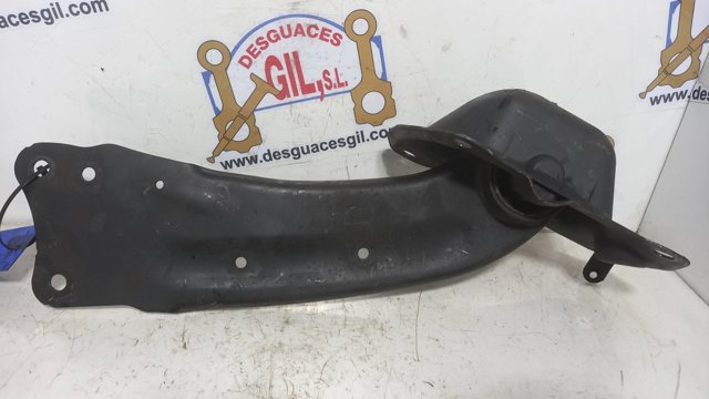 3C0505226D Brazo de suspensión, trasera derecha  en stock Castellón