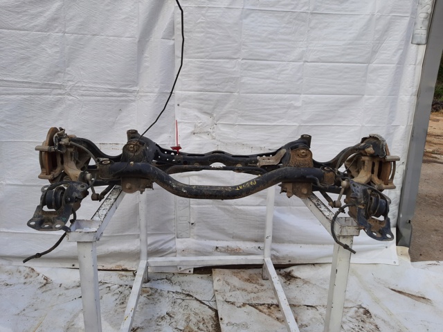 Subchasis trasero Volkswagen Passat (3C5)