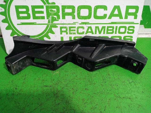 VAG 3C0807889 Soporte exterior izquierdo del parachoques delantero  en stock Valencia