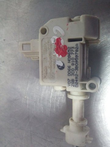 3C0810773 Motor tapa combustible  en stock Granada
