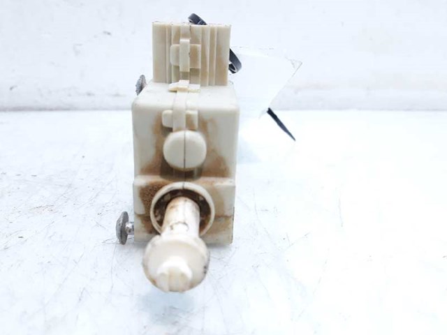3C0810773 Motor tapa combustible  en stock Sabadell