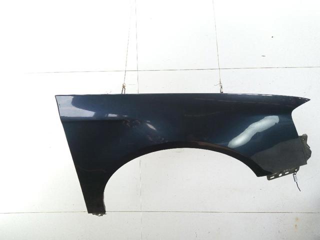 3C0821022 Aleta delantera derecha  en stock Granada