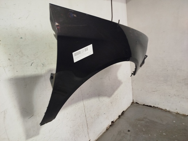 3C0821022 Aleta delantera derecha comprar Girona